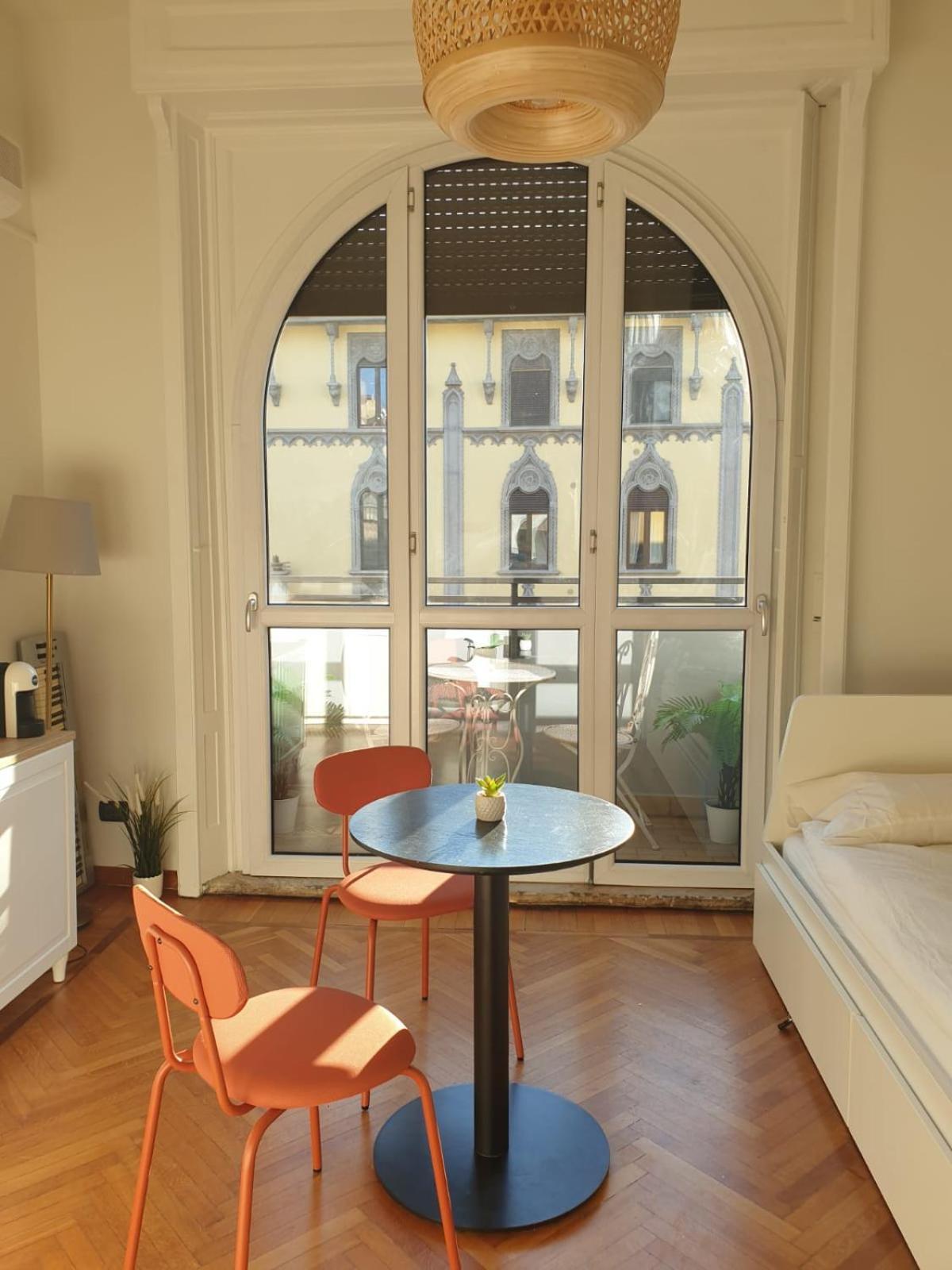 Elegante Monolocale - Pecchio 1930 Lägenhet Milano Exteriör bild